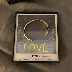 Kitsch Love bracelet